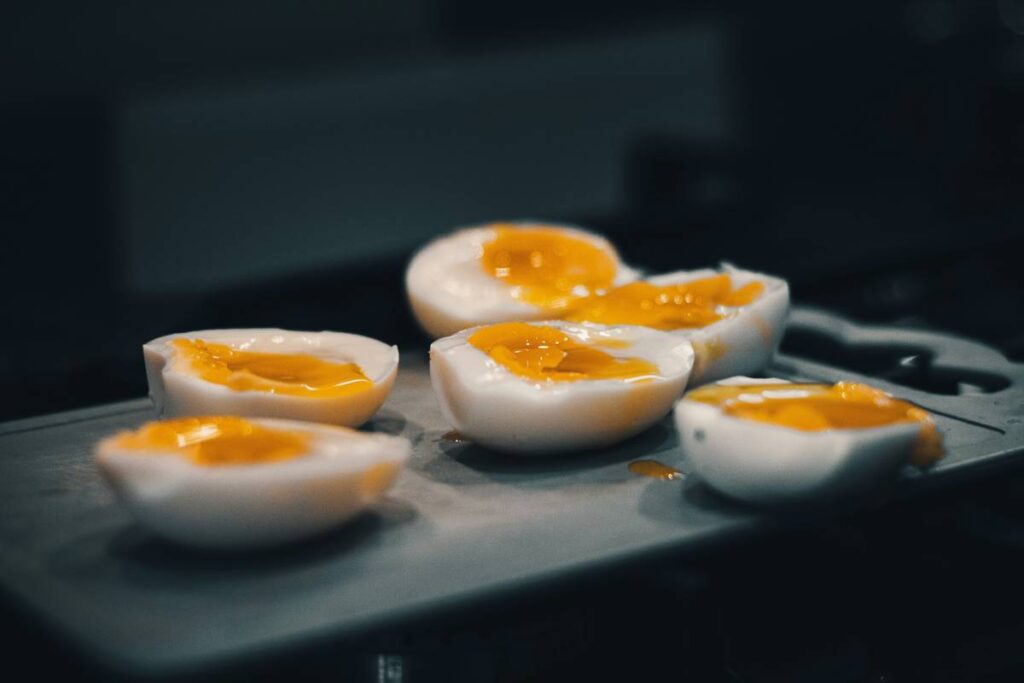 Microwave Egg Poacher Tool Equipment In: 7 Proven Tips to Avoid Sticky, Lopsided Disasters